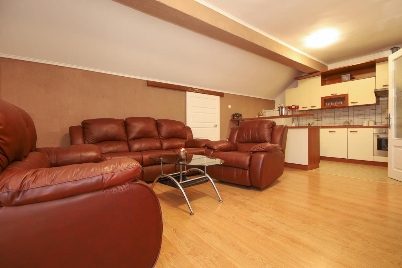 Apartments Sweet Home Otočac Extérieur photo