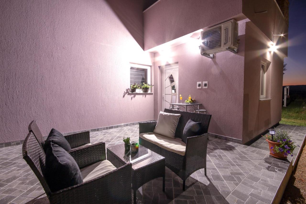 Apartments Sweet Home Otočac Extérieur photo